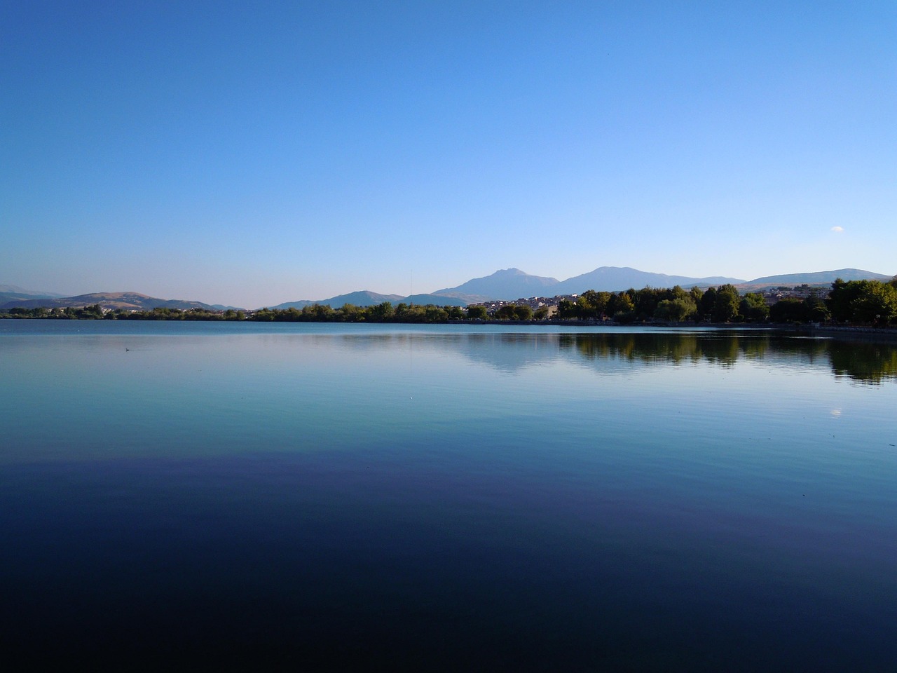 landscape, seascape, scenic, scenery, lake, water, nature, mountains, distant, horizon, serene, calm, tranquil, smooth, reflection, ioannina, greece, blue calm